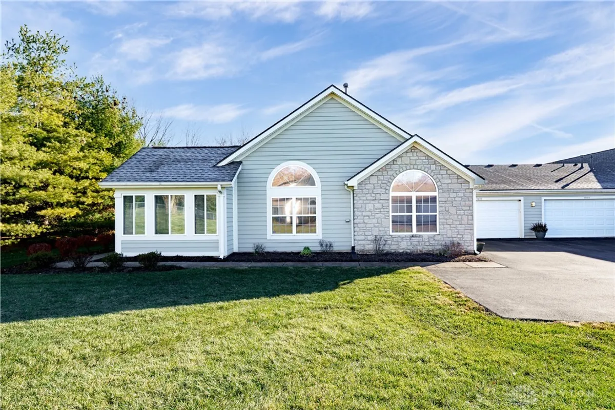 Property Slideshow image 1 of 34 | 5077 crescent ridge dr 7, Clayton, OH, 45315