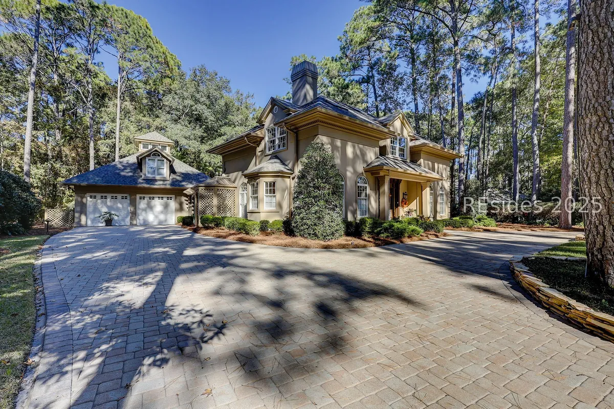 Property Slideshow image 1 of 60 | 7 ivory gull pl, Hilton Head Island, SC, 29926
