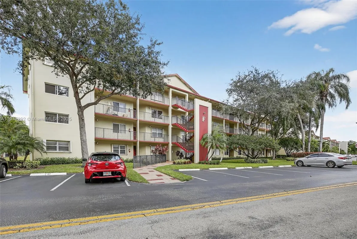 Property Slideshow image 1 of 33 | 701 sw 128th ave apt 310f, Pembroke Pines, FL, 33027