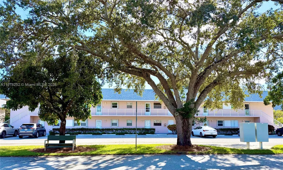 Property Slideshow image 1 of 73 | 18081 se country club dr # 20-192, Jupiter, FL, 33469