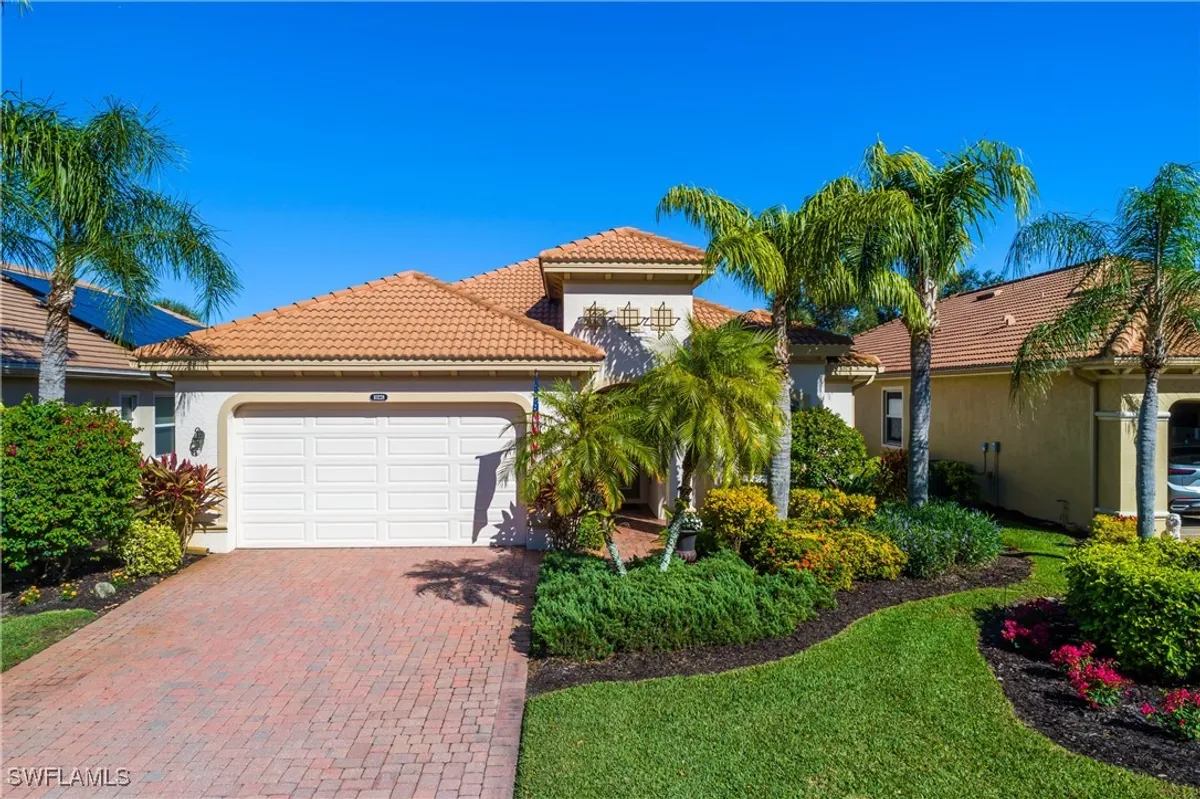 Property Slideshow image 1 of 40 | 10228 gator bay ct, Naples, FL, 34120
