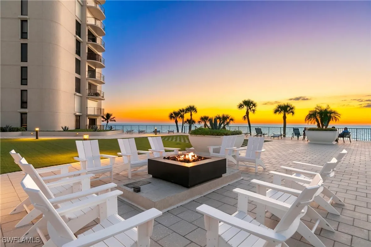 Property Slideshow image 1 of 45 | 3115 gulf shore blvd 501s, Naples, FL, 34103
