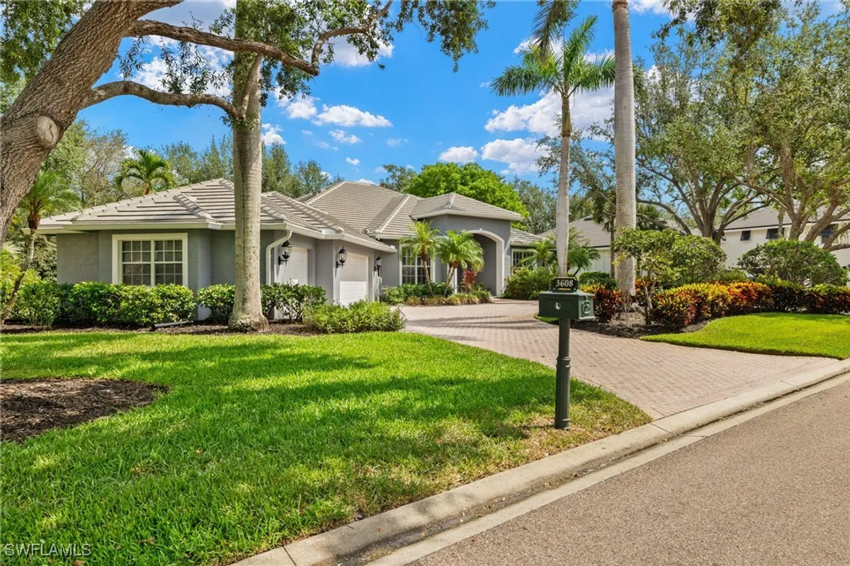 Property Slideshow image 1 of 33 | 3608 heron point ct, Bonita Springs, FL, 34134
