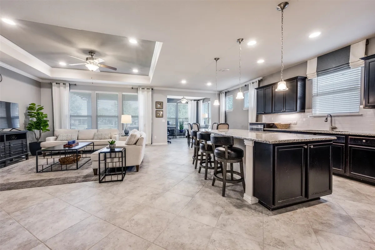 Property Slideshow image 1 of 25 | 7252 ponte vedra dr, Frisco, TX, 75036