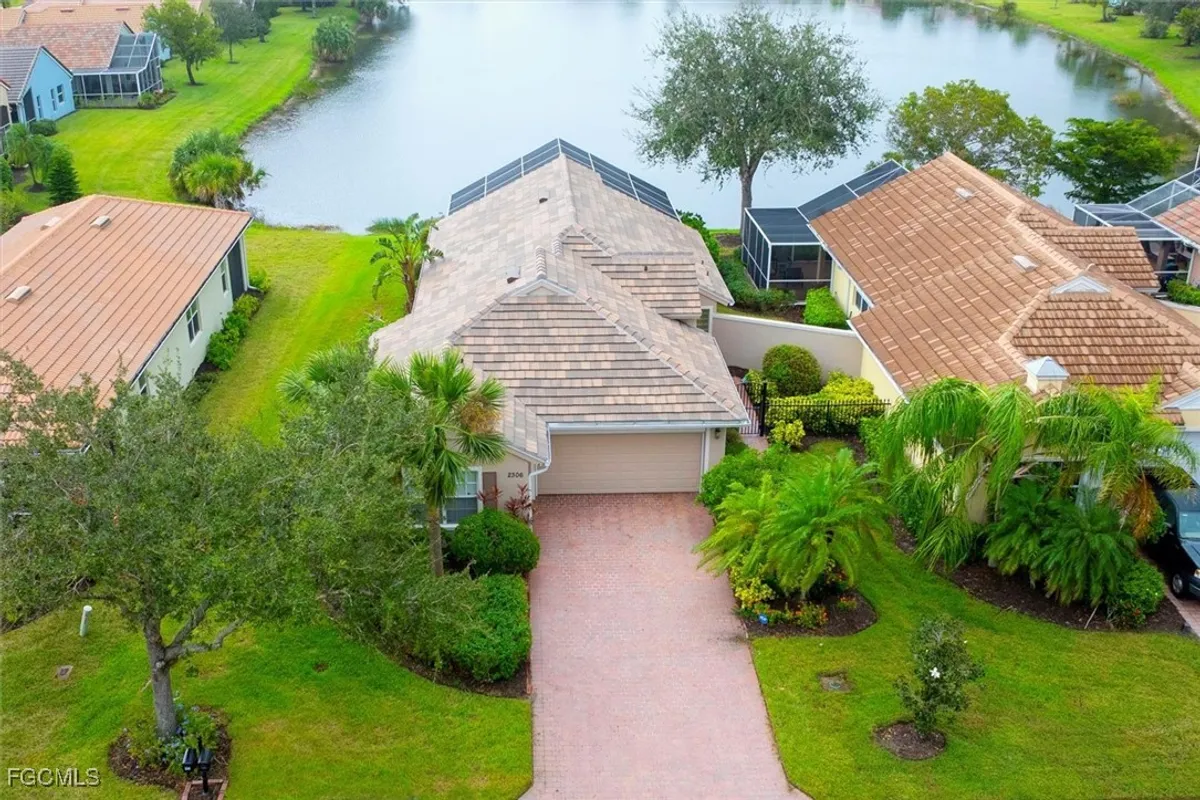 Property Slideshow image 1 of 45 | 2306 summersweet dr, Alva, FL, 33920
