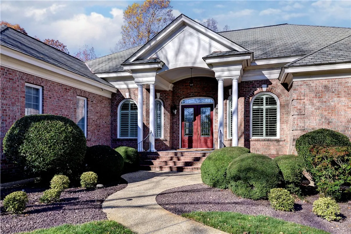 Property Slideshow image 1 of 50 | 139 george sandys, Williamsburg, VA, 23185