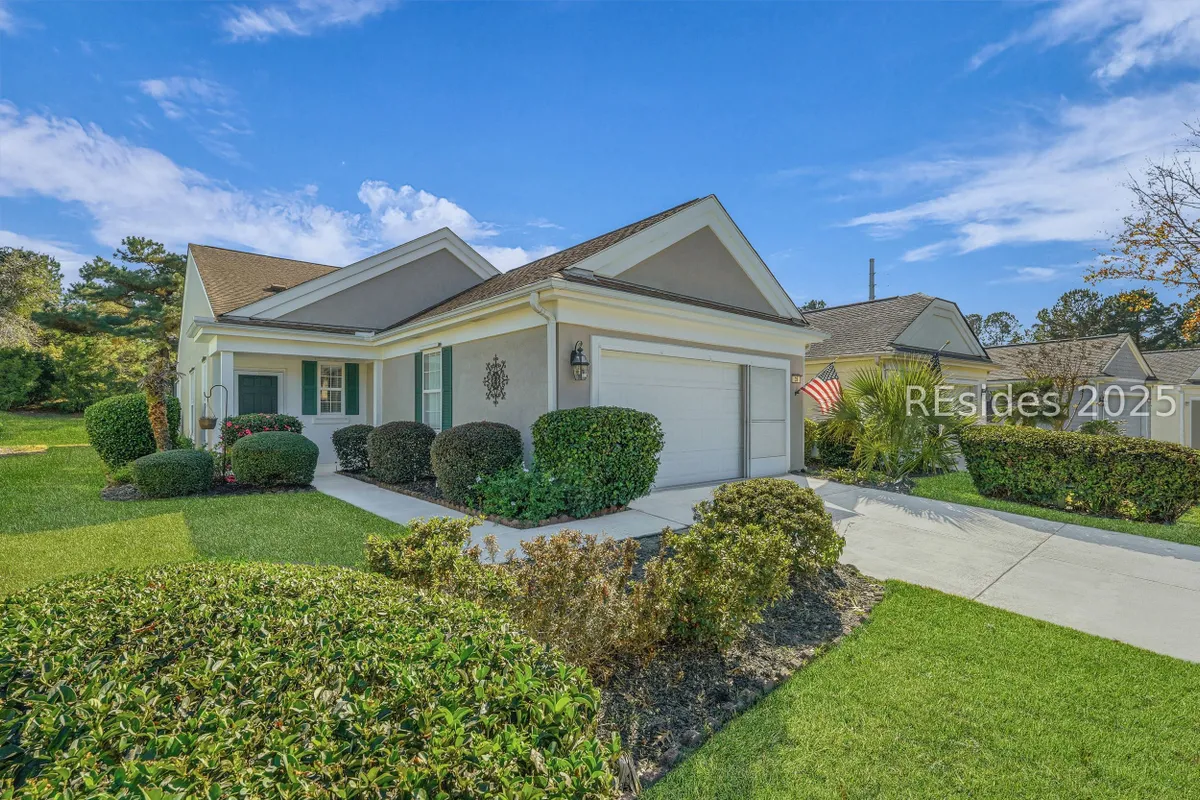 Property Slideshow image 1 of 47 | 35 orion pl, Bluffton, SC, 29909