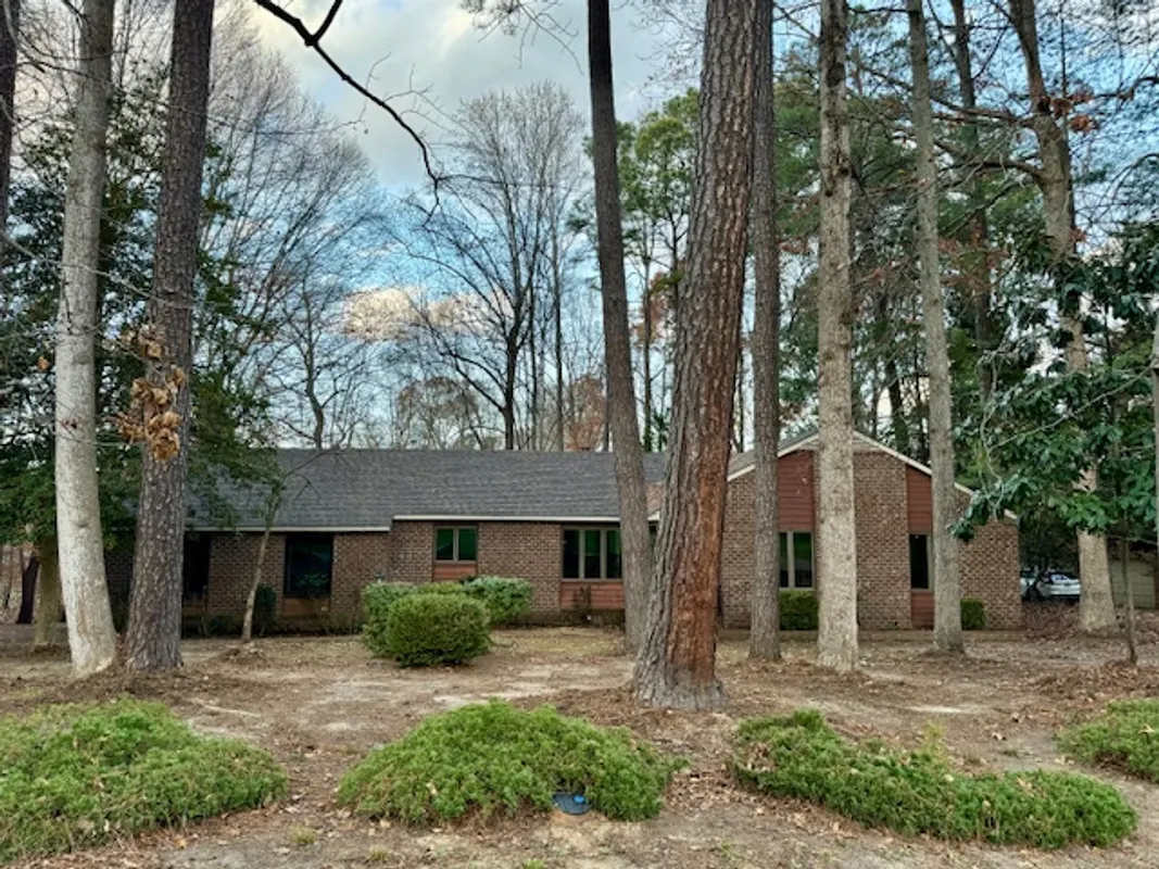 Property Slideshow image 1 of 21 | 220 richard burbydge, Williamsburg, VA, 23185