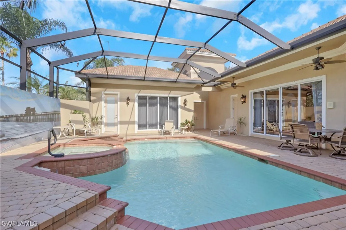 Property Slideshow image 1 of 31 | 904 glen lake cir, Naples, FL, 34119