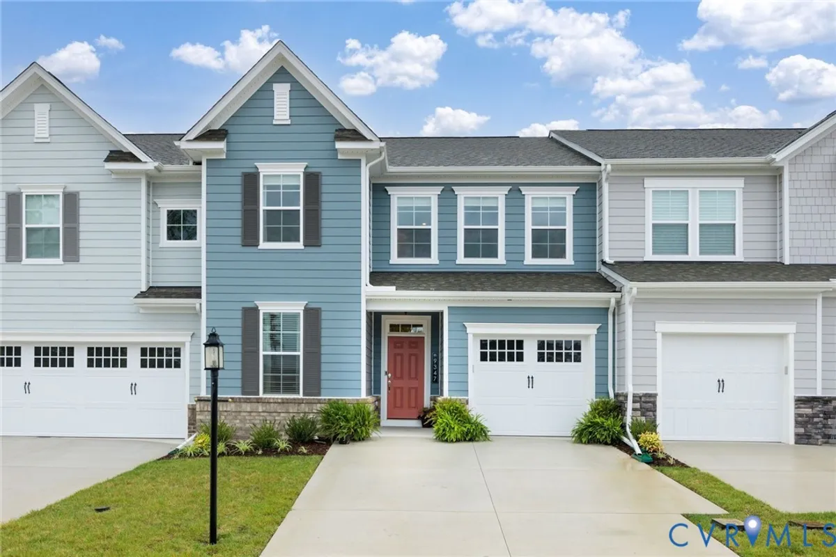 Property Slideshow image 1 of 49 | 9347 citrine run, Richmond, VA, 23238