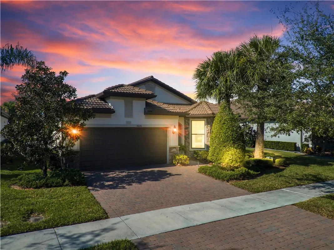Property Slideshow image 1 of 36 | 5036 pendelton sq, Vero Beach, FL, 32967