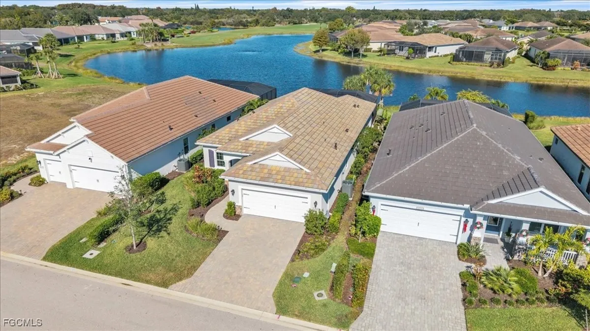 Property Slideshow image 1 of 50 | 13585 heritage preserve dr, Fort Myers, FL, 33905
