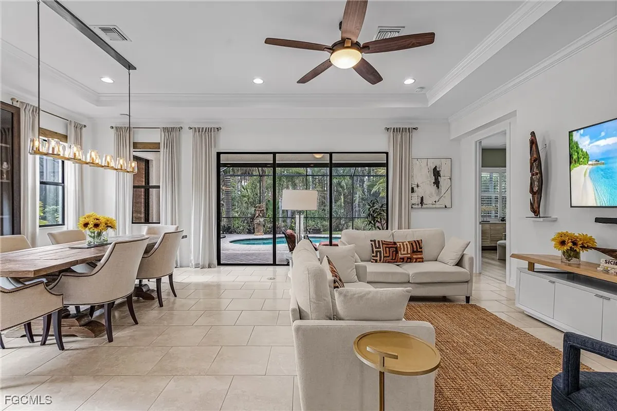 Property Slideshow image 1 of 41 | 11574 onyx cir, Fort Myers, FL, 33913