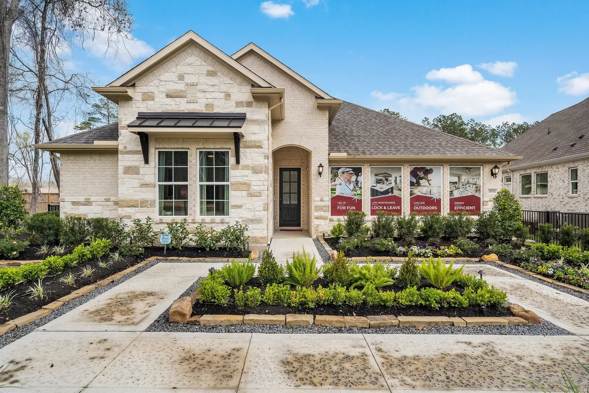 Property Slideshow image 1 of 34 | 21702 leaton cir, Porter, TX, 77365