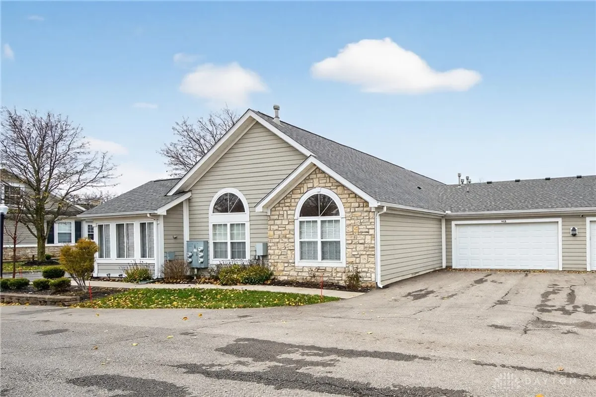 Property Slideshow image 1 of 54 | 4618 cobblestone dr, Tipp City, OH, 45371