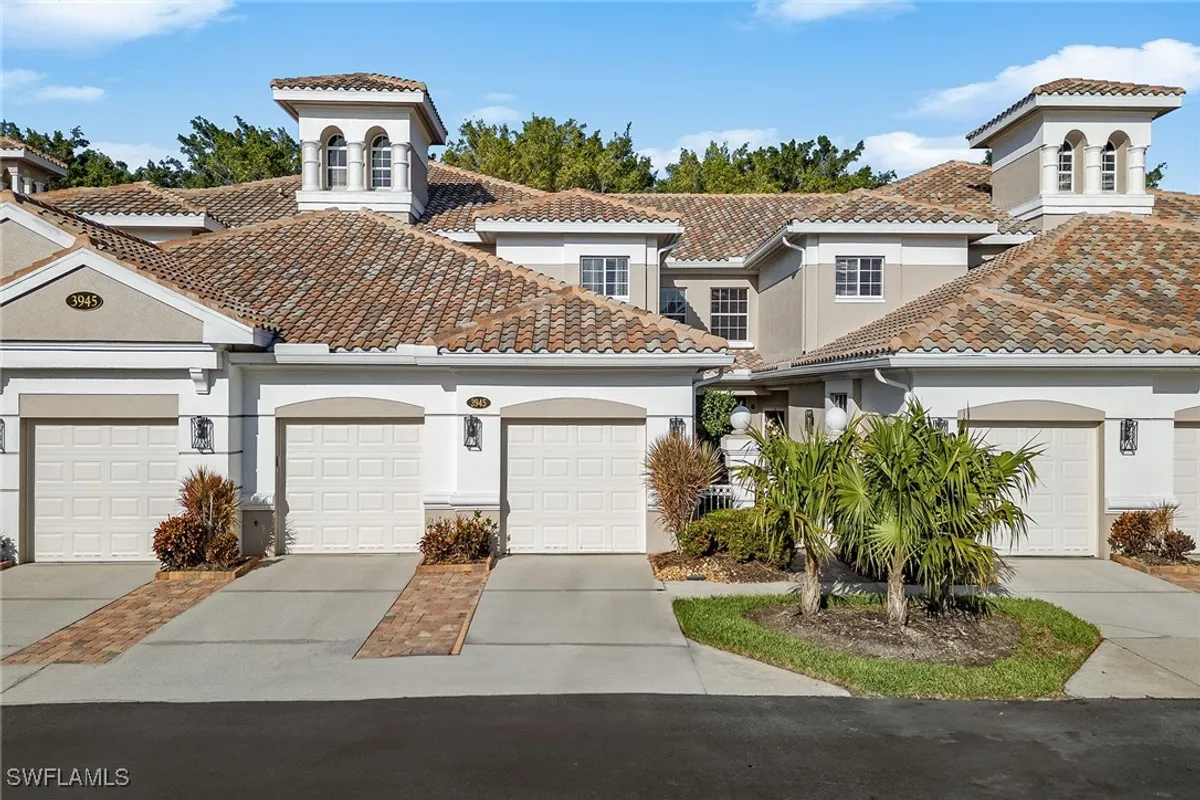 Property Slideshow image 1 of 48 | 3945 deer crossing ct 203, Naples, FL, 34114