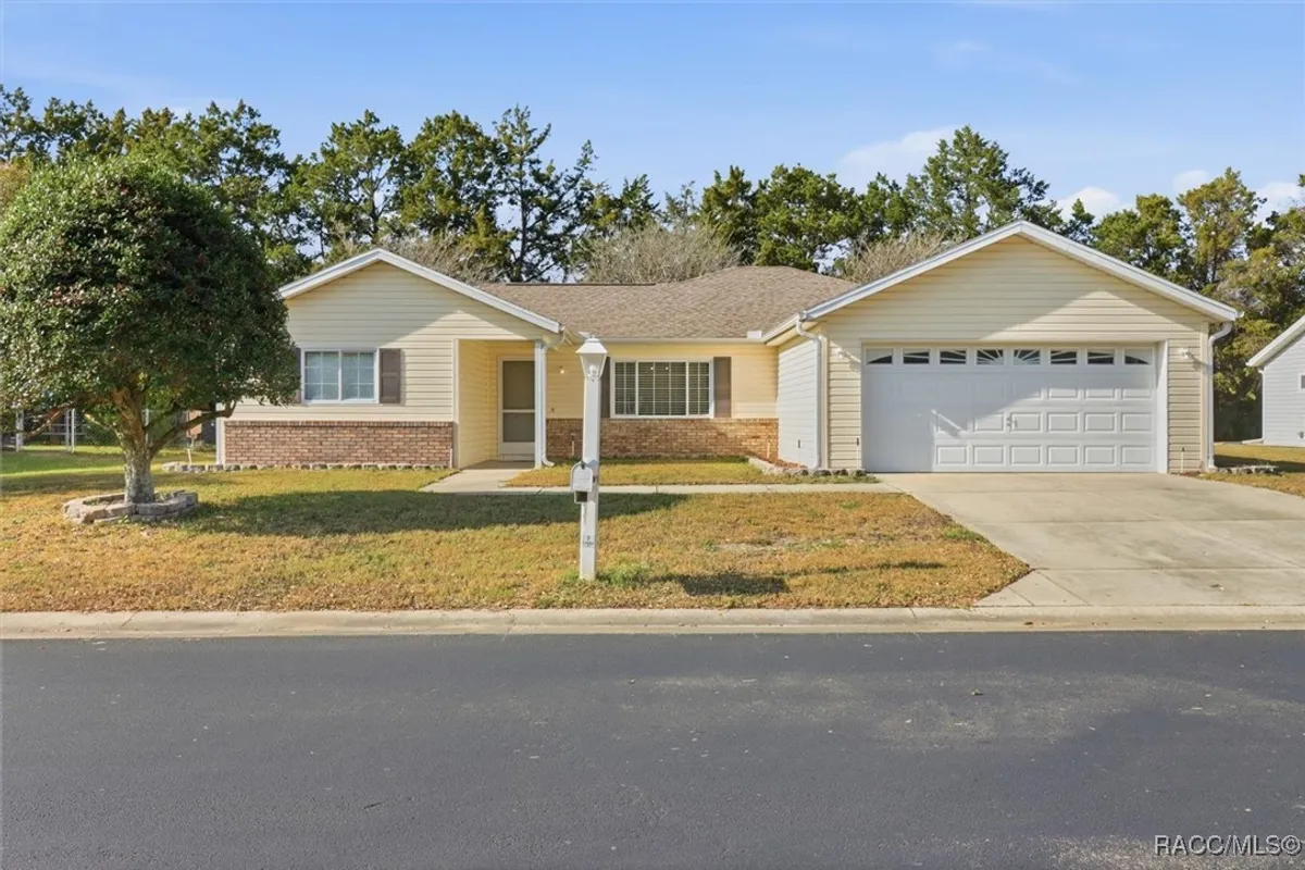 Property Slideshow image 1 of 44 | 11960 sw 137th loop, Dunnellon, FL, 34432