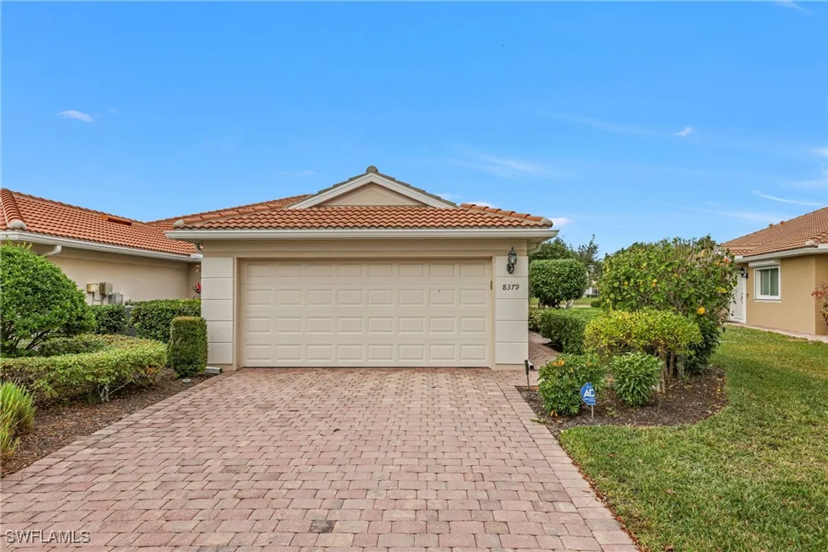 Property Slideshow image 1 of 42 | 8379 karina ct, Naples, FL, 34114