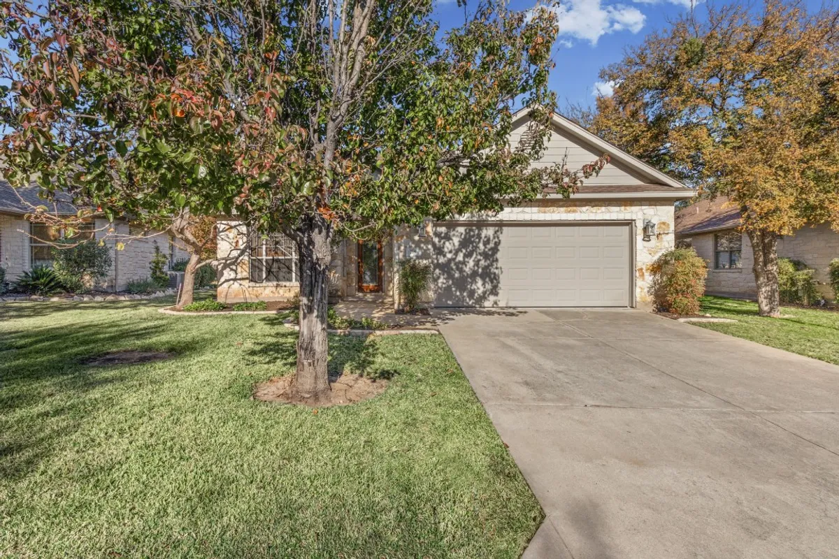 Property Slideshow image 1 of 23 | 715 enchanted rock trl, Georgetown, TX, 78633