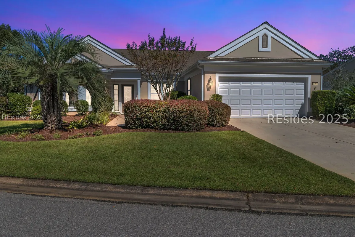Property Slideshow image 1 of 33 | 9 columbus cir, Bluffton, SC, 29909