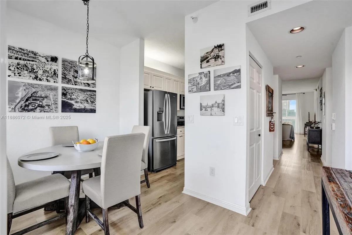 Property Slideshow image 1 of 43 | 7635 southampton ter 307, Tamarac, FL, 33321