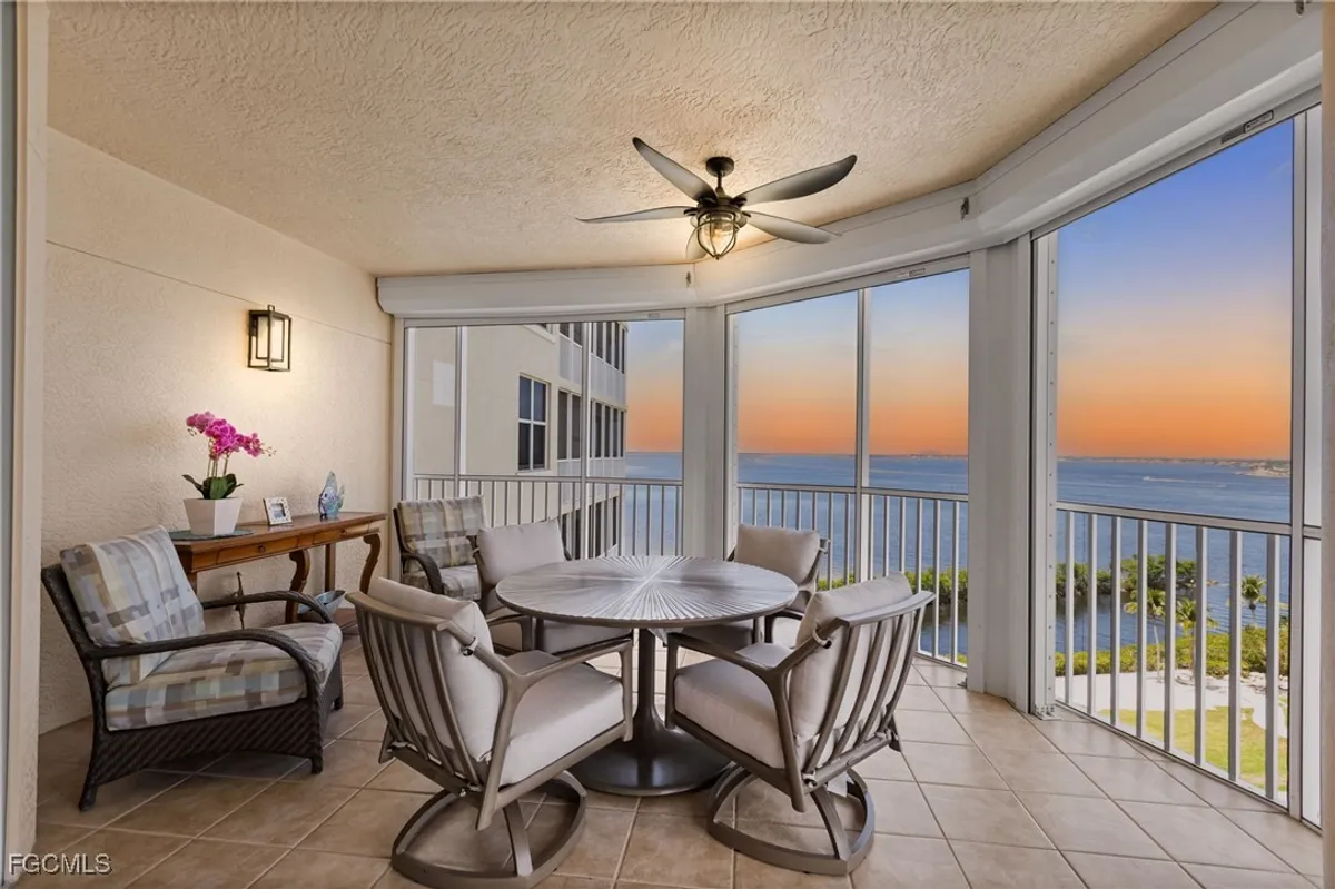 Property Slideshow image 1 of 49 | 14250 royal harbour ct unit 913, Fort Myers, FL, 33908
