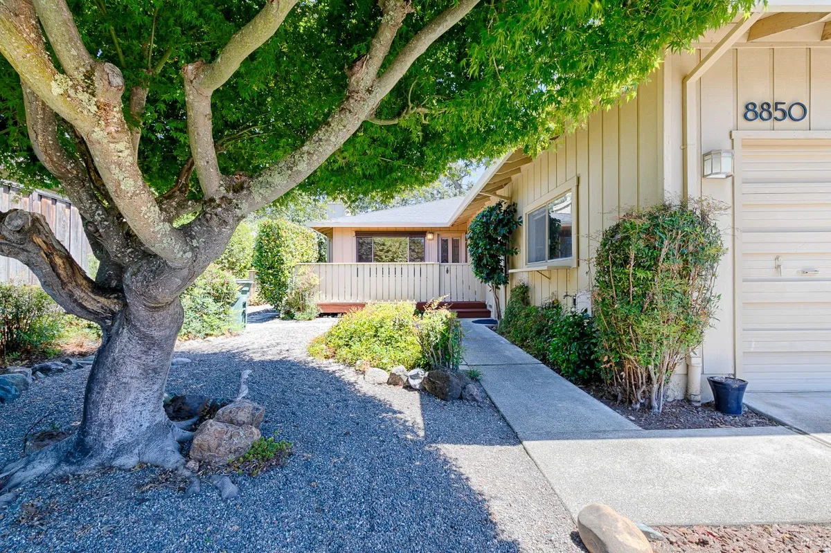 Property Slideshow image 1 of 60 | 8850 oak trail dr, Santa Rosa, CA, 95409