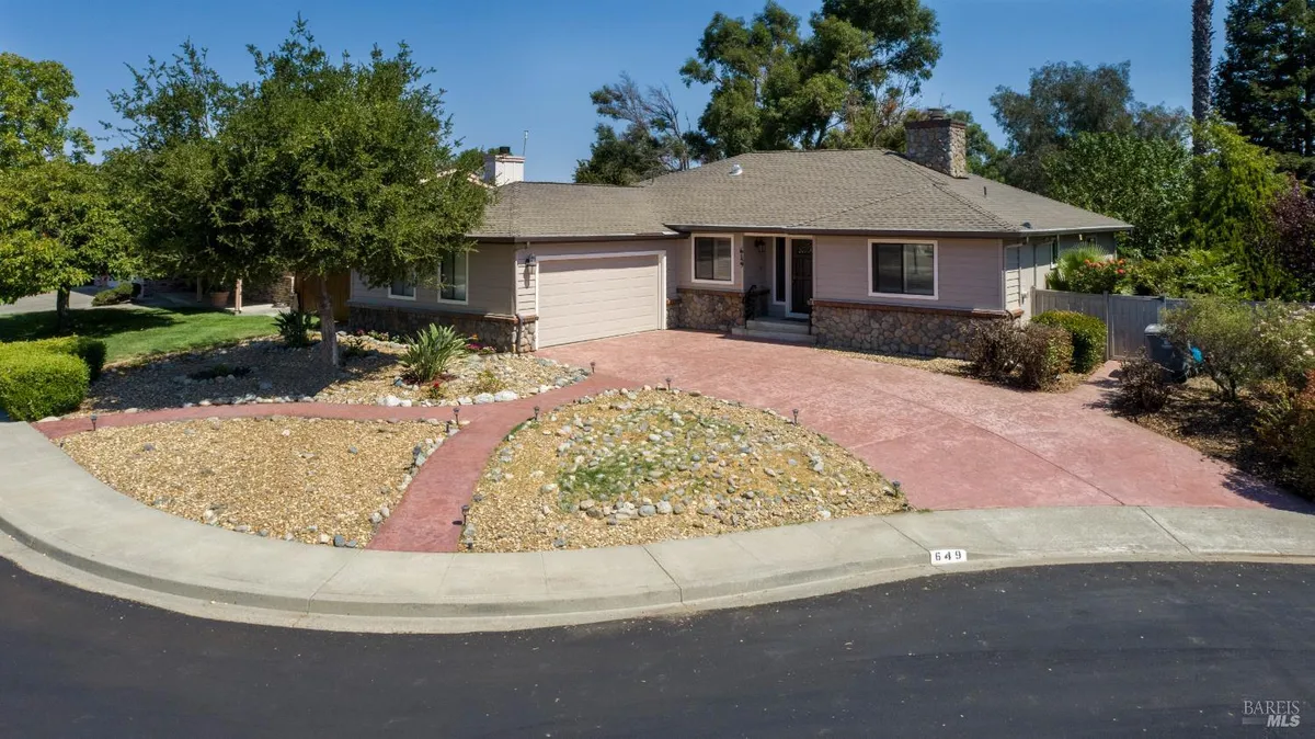 Property Slideshow image 1 of 27 | 649 whitney ct, Vacaville, CA, 95687