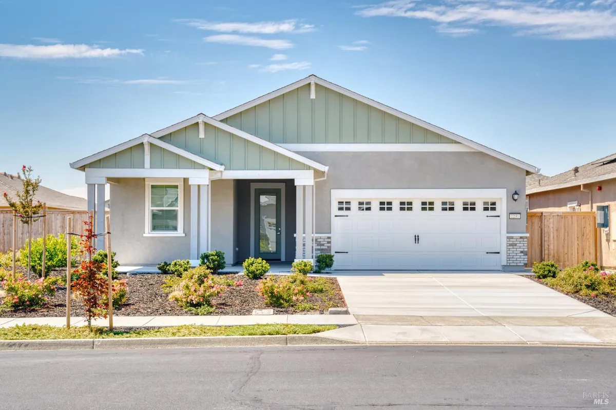 Property Slideshow image 1 of 31 | 2231 park pl, Rio Vista, CA, 94571