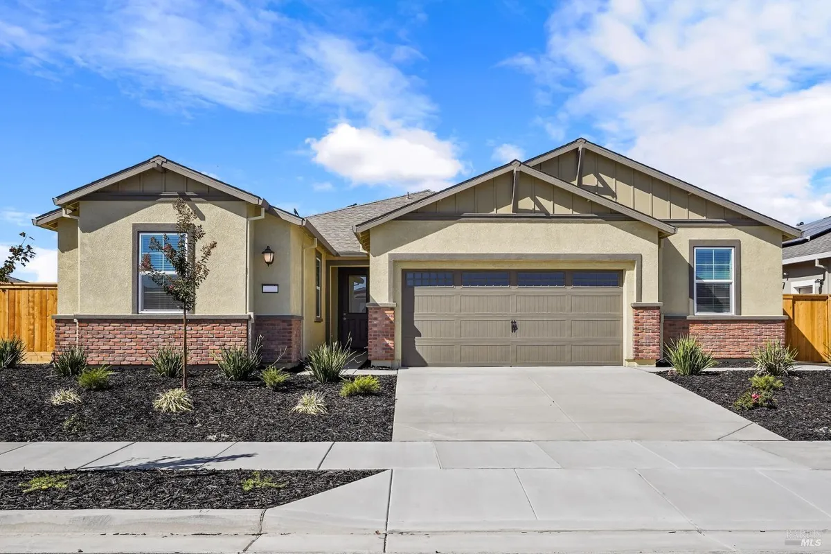 Property Slideshow image 1 of 28 | 2240 rustic oak ln, Rio Vista, CA, 94571