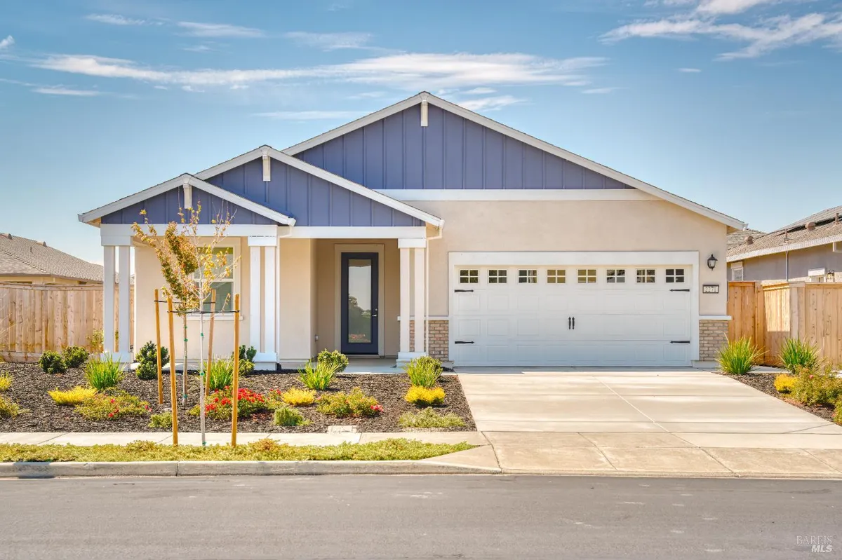 Property Slideshow image 1 of 31 | 2271 park pl, Rio Vista, CA, 94571
