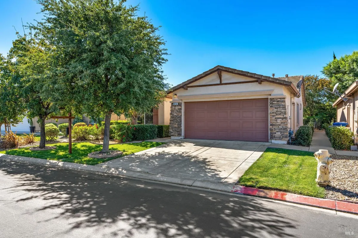Property Slideshow image 1 of 75 | 375 atlantic dr, Rio Vista, CA, 94571