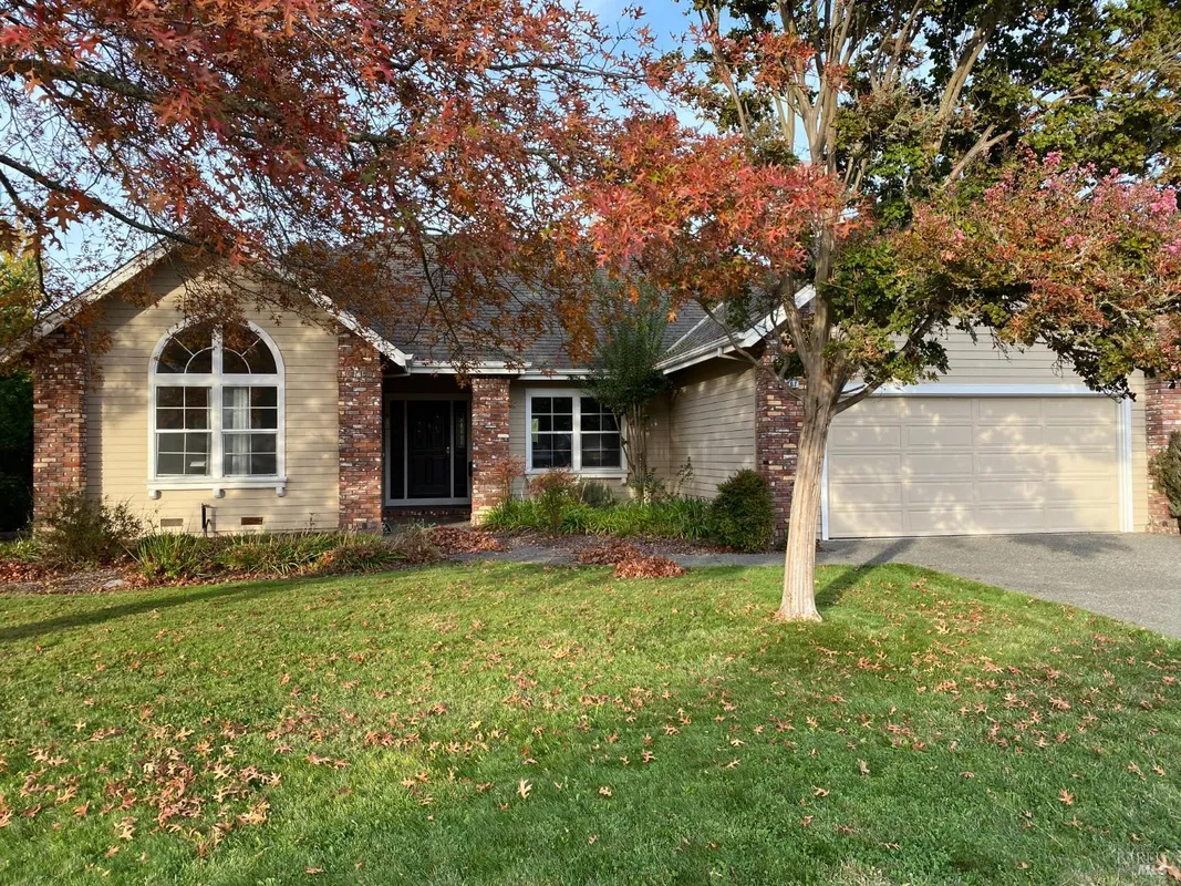 Property Slideshow image 1 of 18 | 6261 meadowstone dr, Santa Rosa, CA, 95409