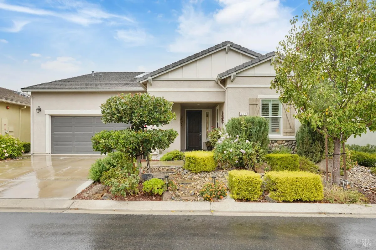 Property Slideshow image 1 of 57 | 228 shearwater dr, Rio Vista, CA, 94571