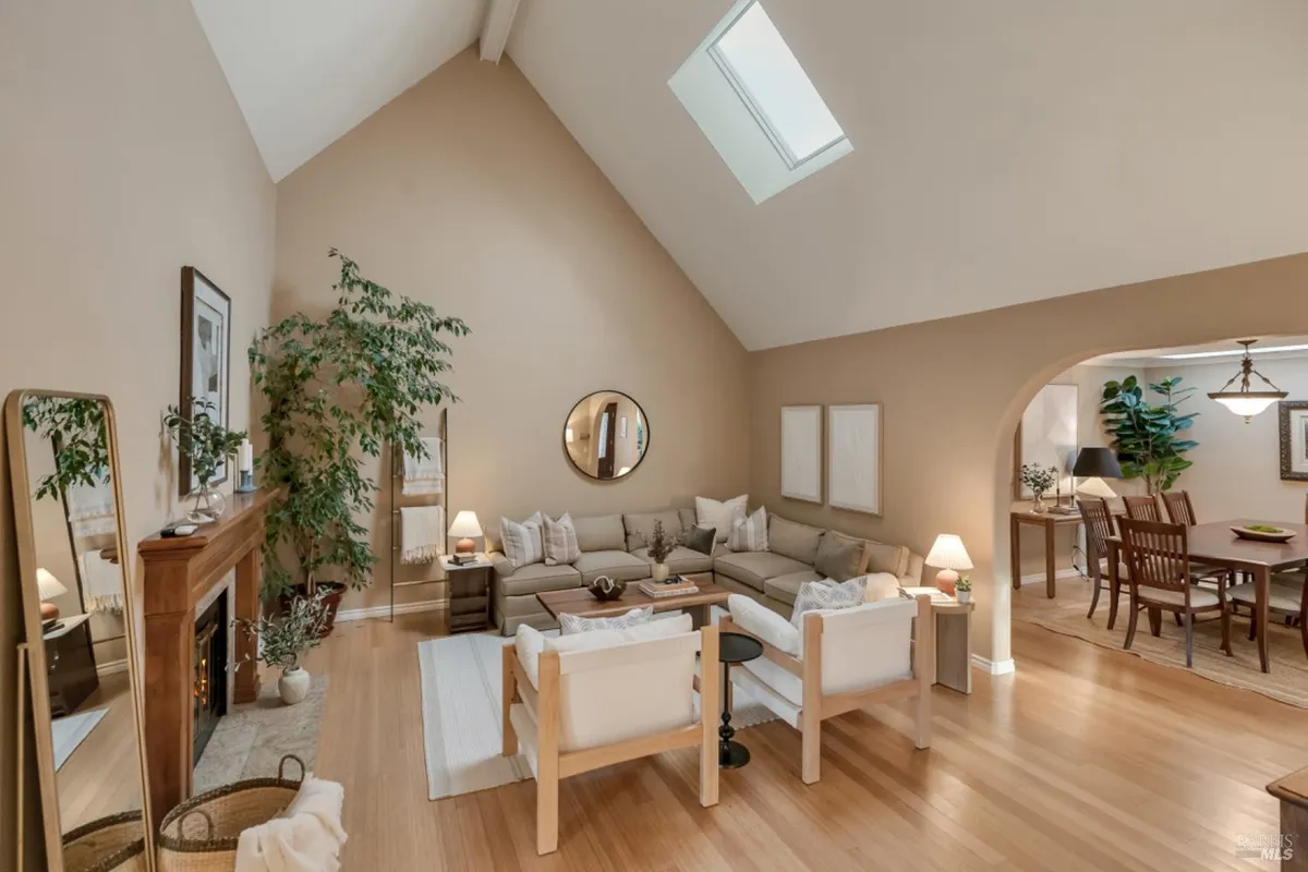 Property Slideshow image 1 of 37 | 327 buttercup ct, Sonoma, CA, 95476
