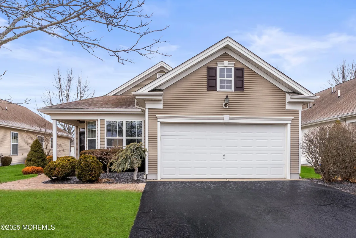 Property Slideshow image 1 of 32 | 119 huntington dr, Jackson, NJ, 08527