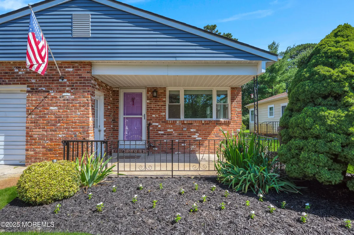 Property Slideshow image 1 of 19 | 71 troumaka st, Toms River, NJ, 08757