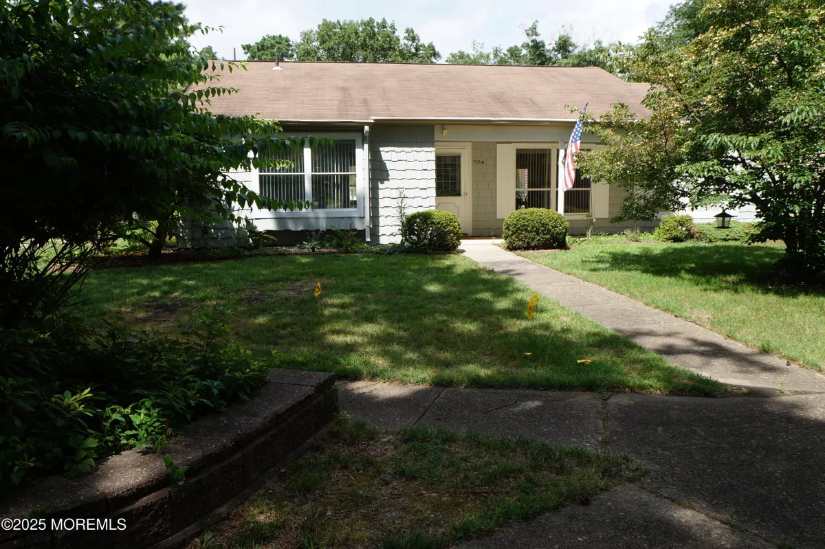 Property Slideshow image 1 of 41 | 715a wooton ct, Manchester, NJ, 08759