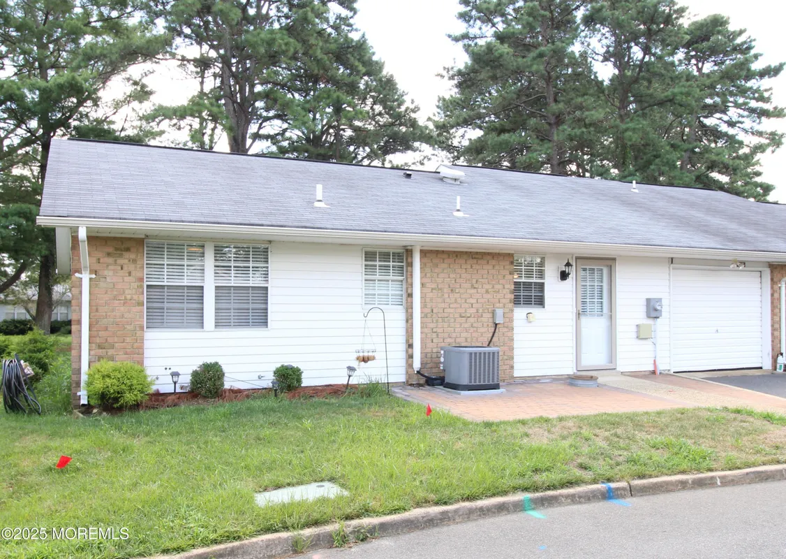 Property Slideshow image 1 of 25 | 61 cambridge cir b, Manchester, NJ, 08759