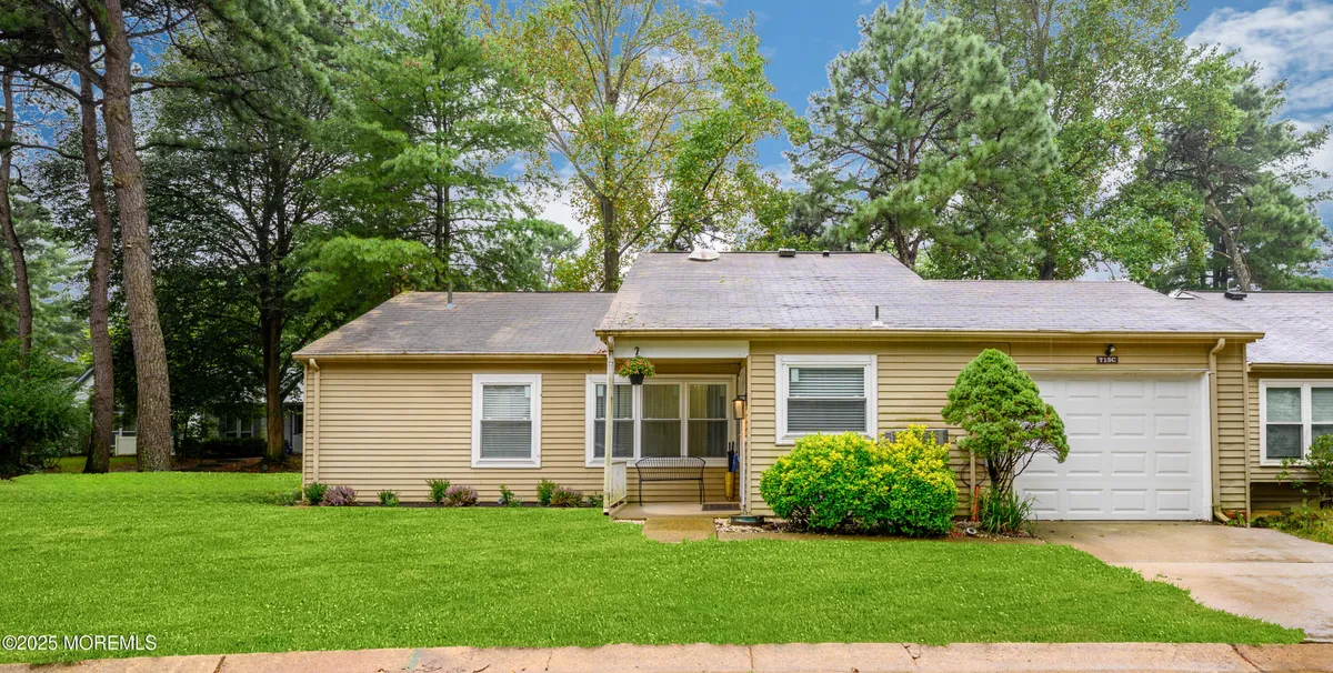 Property Slideshow image 1 of 28 | 715c wooton ct, Manchester, NJ, 08759