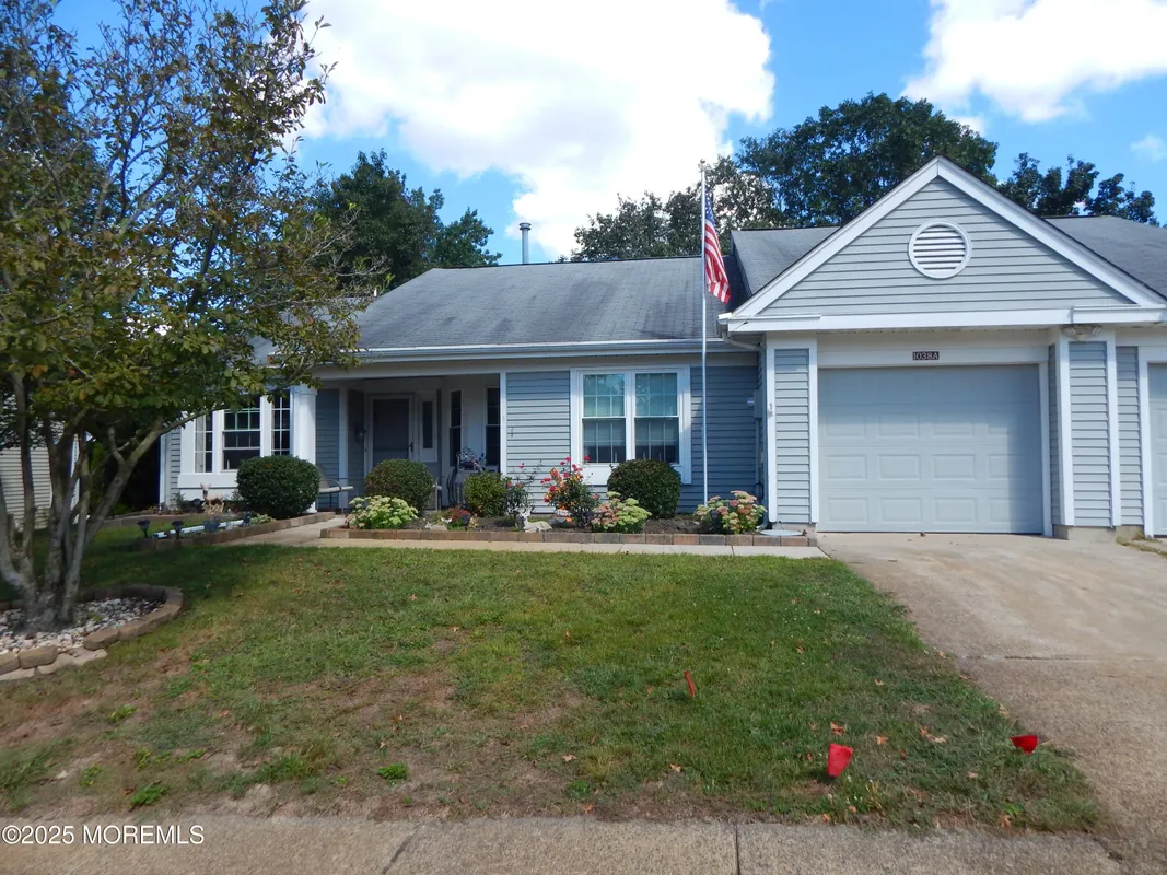 Property Slideshow image 1 of 22 | 1038a canterbury dr, Manchester, NJ, 08759