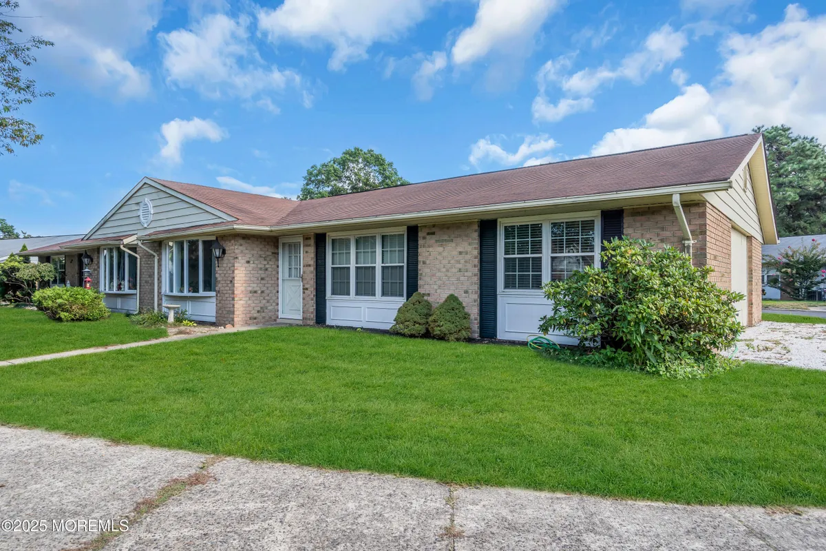 Property Slideshow image 1 of 55 | 104b buckingham dr, Manchester, NJ, 08759