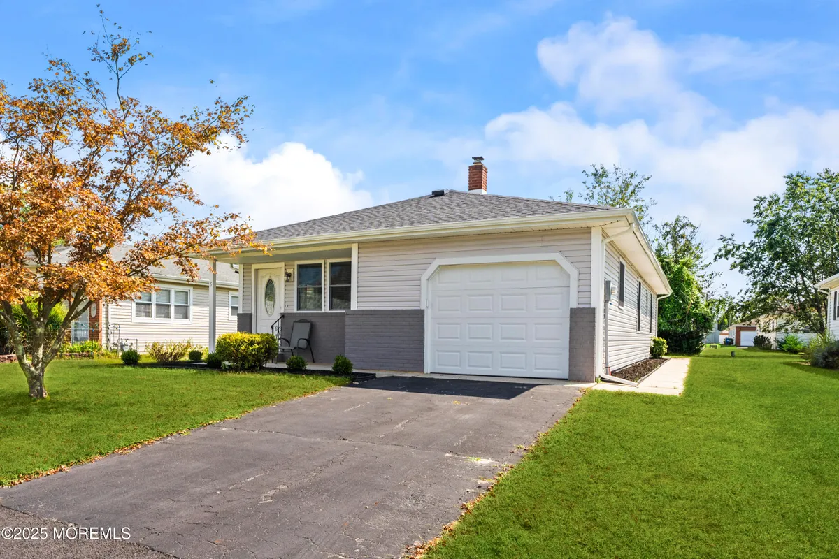 Property Slideshow image 1 of 29 | 5 abaco st, Toms River, NJ, 08757