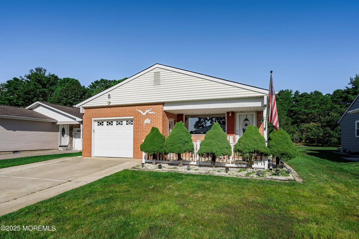 Property Slideshow image 1 of 23 | 21 cabrillo blvd, Toms River, NJ, 08757