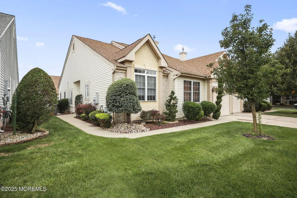 Property Slideshow image 1 of 24 | 25 wellfleet st, Monroe, NJ, 08831