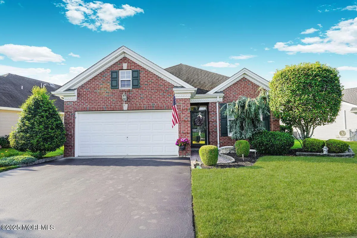 Property Slideshow image 1 of 30 | 43 stamford dr, Jackson, NJ, 08527