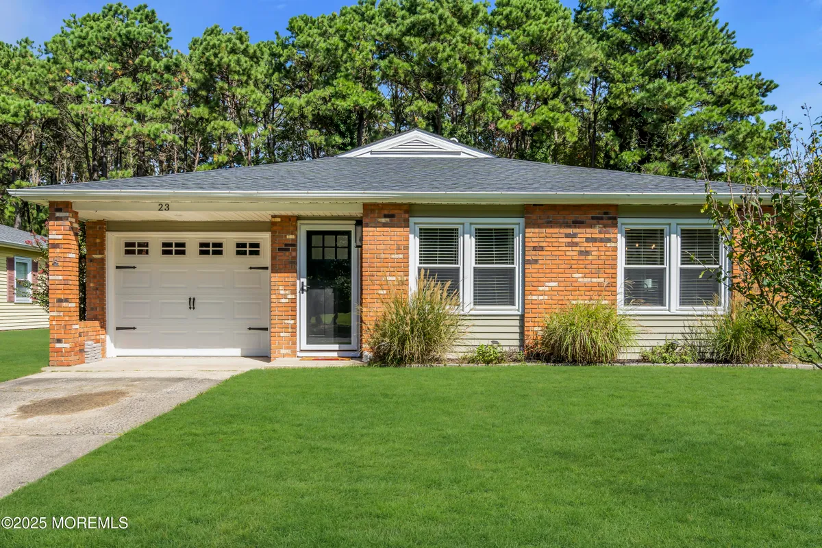 Property Slideshow image 1 of 41 | 23 lions head blvd, Brick, NJ, 08723