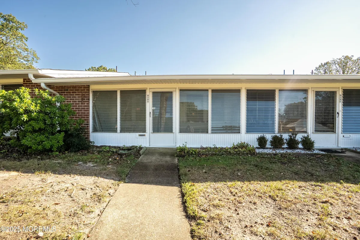 Property Slideshow image 1 of 26 | 828d balmoral ct, Lakewood, NJ, 08701