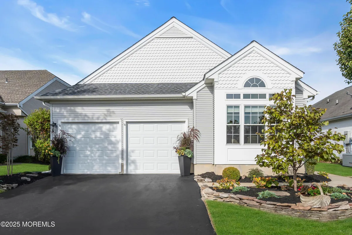 Property Slideshow image 1 of 109 | 14 isabella dr, Manchester, NJ, 08759