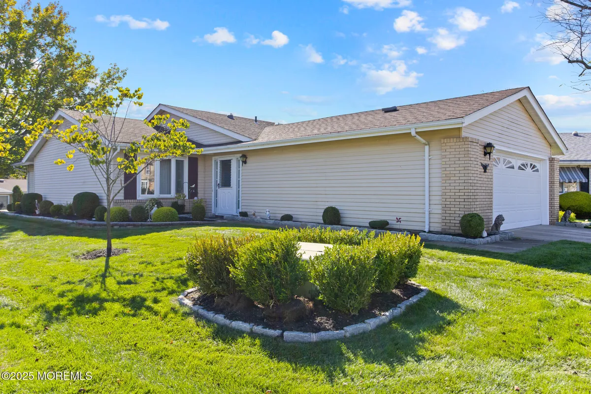 Property Slideshow image 1 of 26 | 349a jutland dr # 349a, Monroe, NJ, 08831